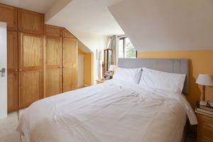 Bedroom- click for photo gallery